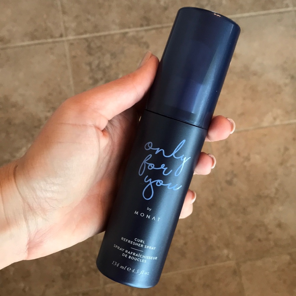Monat Curl Refresher Spray